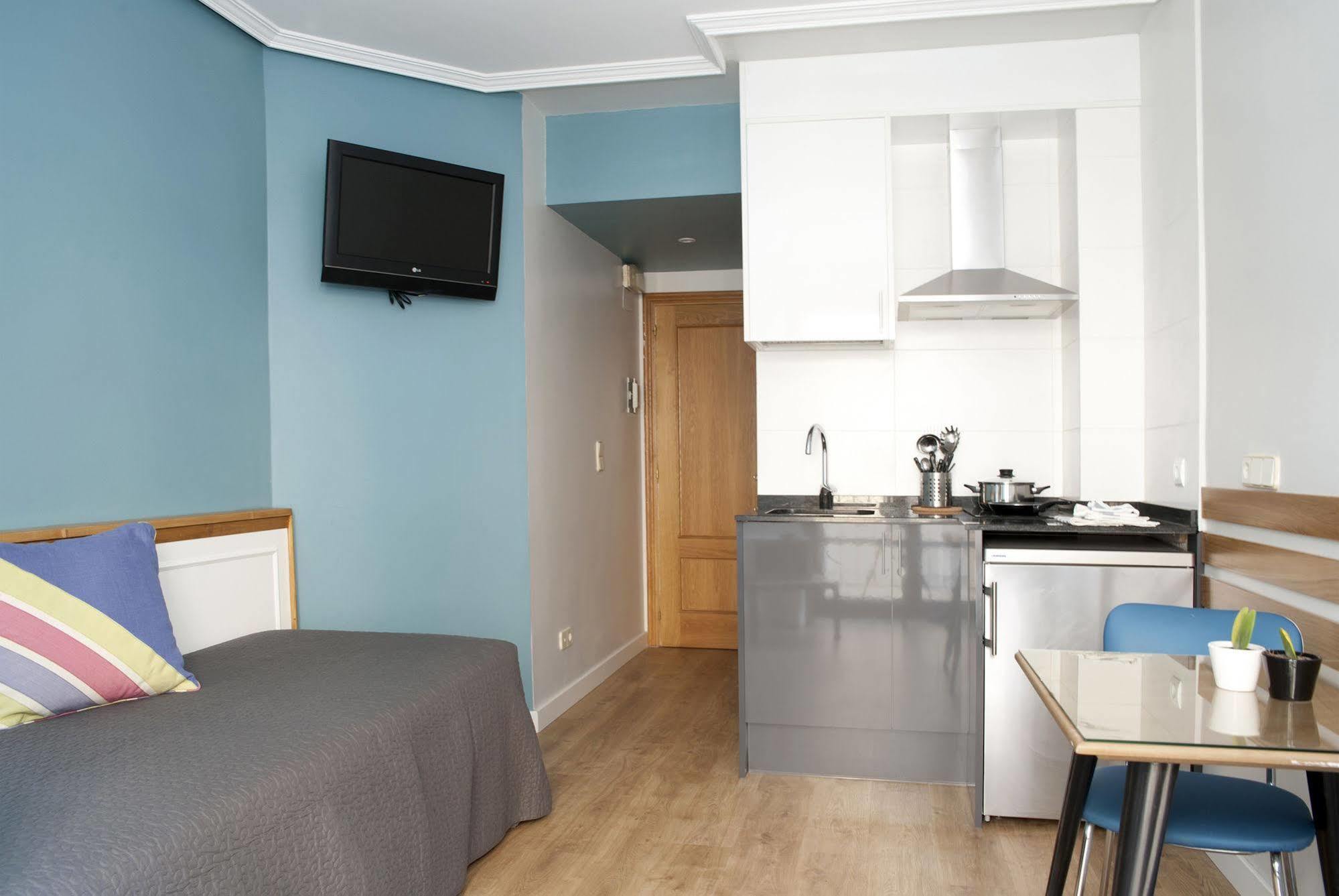 Apartamentos Sabinas Don Jaime Zaragoza Eksteriør billede